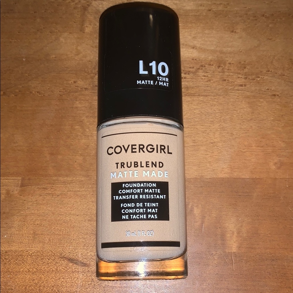 NEW Covergirl TruBlend Matte Made Foundation - L10 - Picture 2 of 3